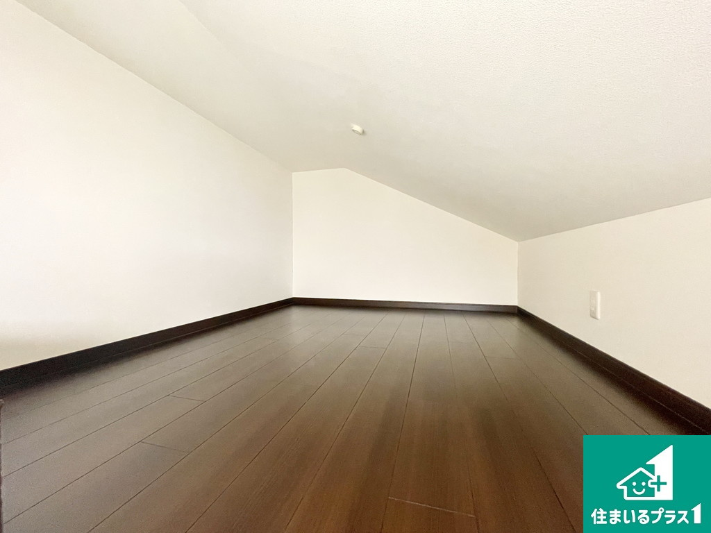 堺市西区鳳南町　中古一戸建の駐車場|駐車スペース！散水栓があるので、こまめに愛車を洗えます！