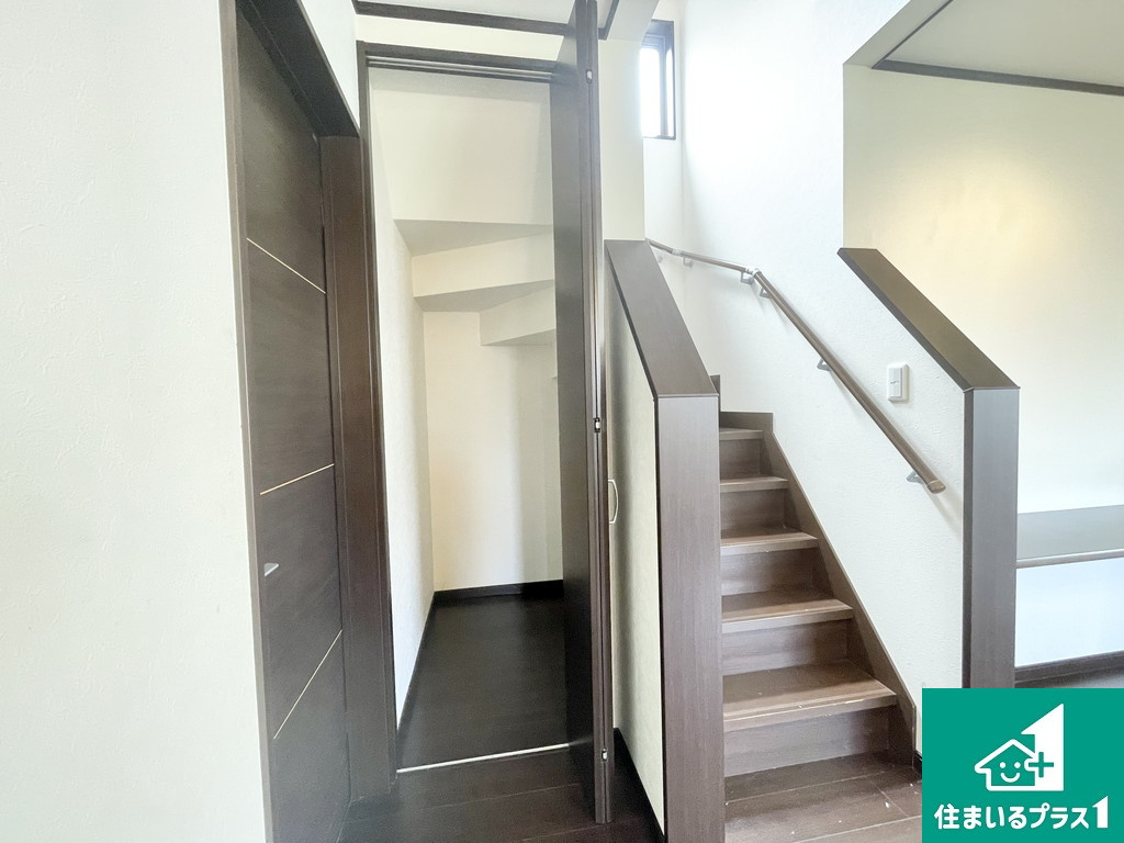 堺市西区鳳南町　中古一戸建のバルコニー|日当たりのよいバルコニー！お部屋が開放的に！