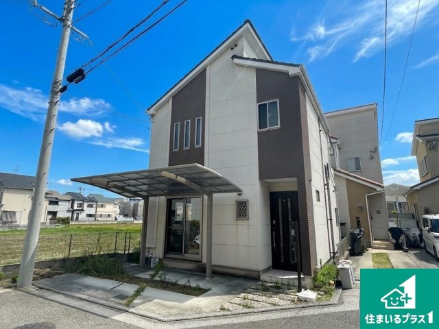 堺市西区鳳南町　中古一戸建の外観|周辺は落ち着いた街並みの住宅地！子育てがしやすい住環境です！是非一度ご覧ください。