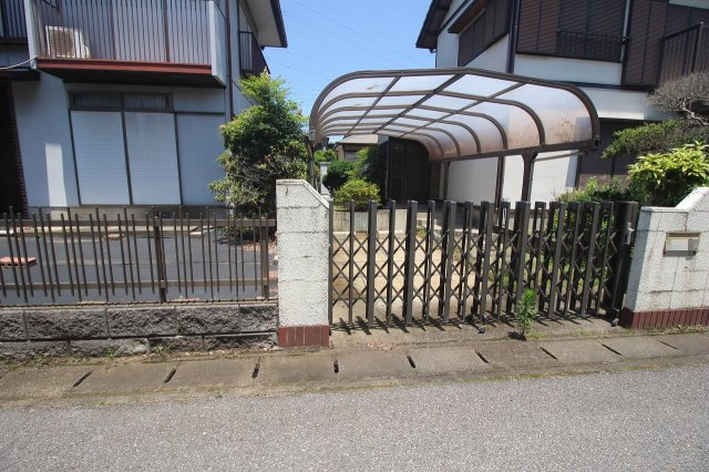 野木町友沼の外観|西側との境界部分