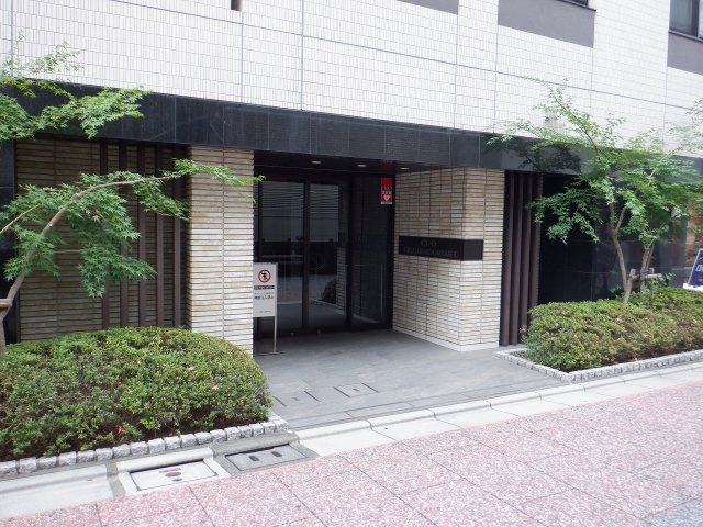 クリオ東日本橋のエントランス