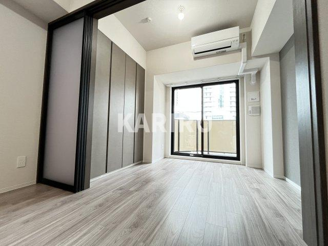 クレストコート堂島の洋室