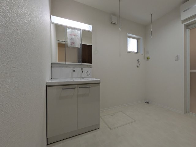 【独立洗面台】