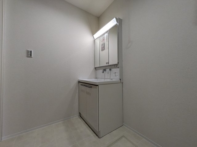 【独立洗面台】