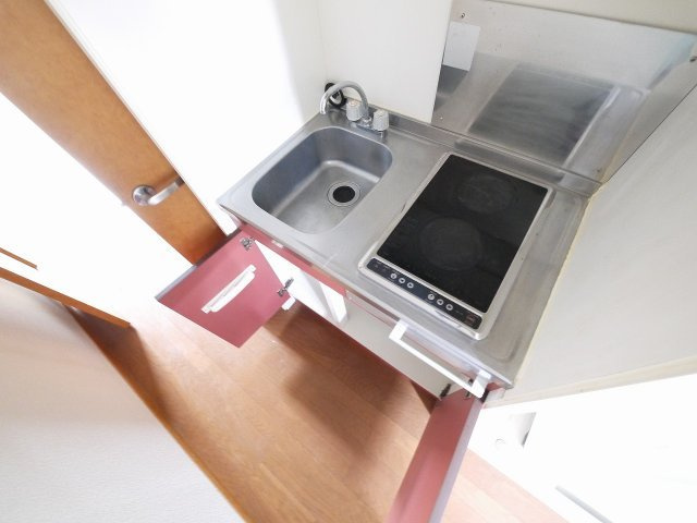 レオパレスＡｄｖａｎｃｅ富雄のキッチン|お料理しやすいキッチンです