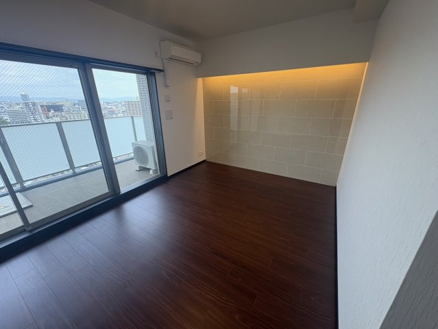 プレジオ森河内ASIANの居間・リビング