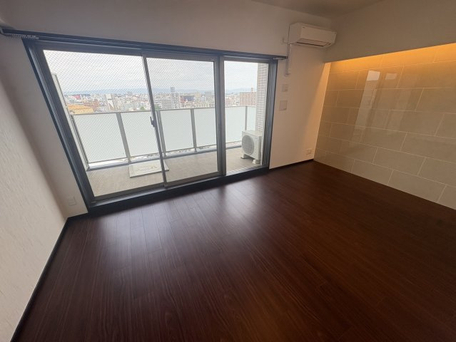 プレジオ森河内ASIANの居間・リビング