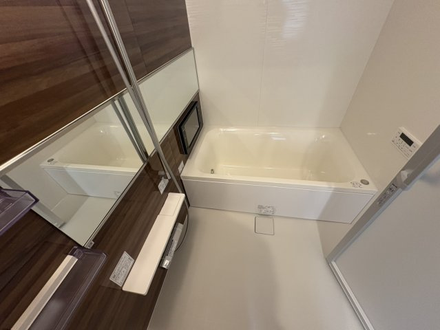 プレジオ森河内ASIANの浴室