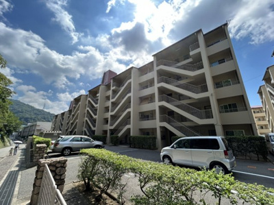 【外観】 | 六甲台ハウス3号棟