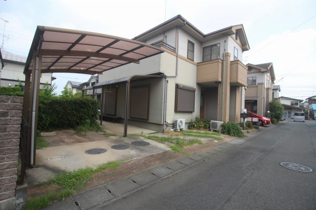 小山市雨ヶ谷新田の外観