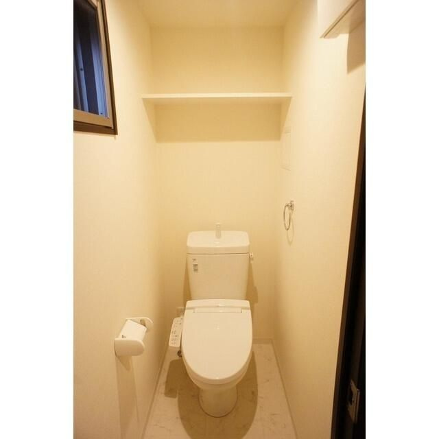 メゾンピオニー日本橋浜町のトイレ