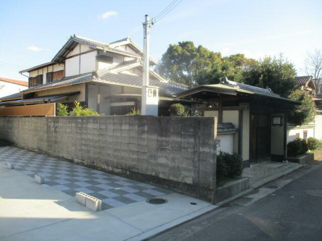 和歌山市　松ケ丘1丁目の外観