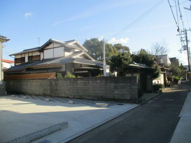 和歌山市　松ケ丘1丁目の外観