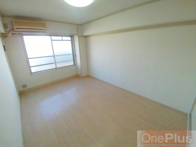 サンハイツ勝野の洋室