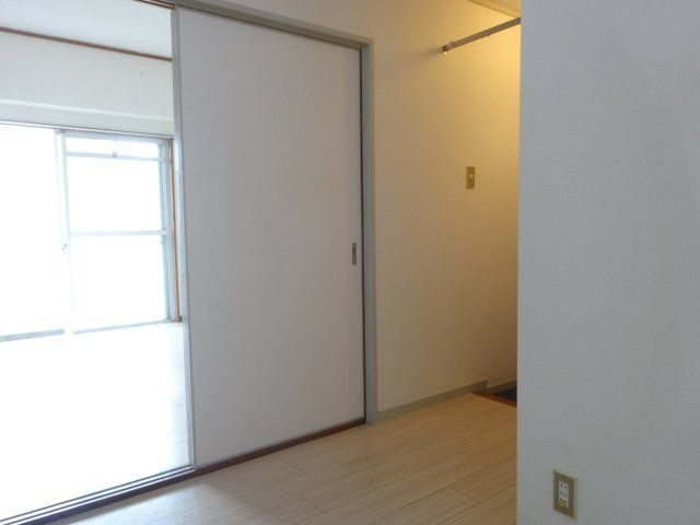 三東マンションの居間・リビング