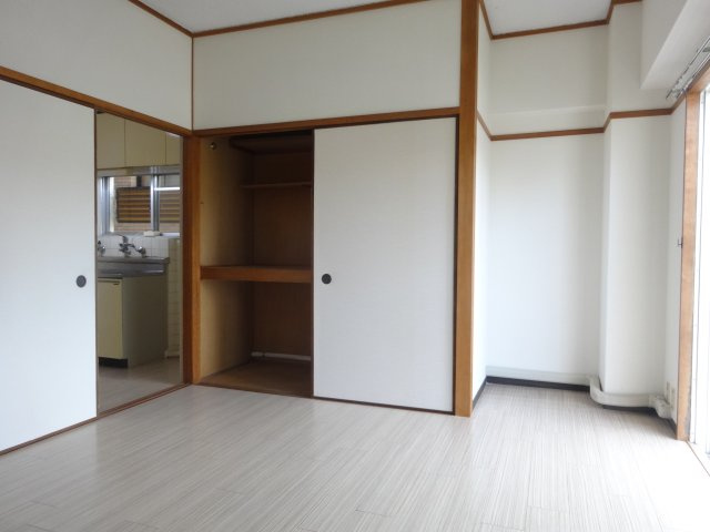 三東マンションの収納