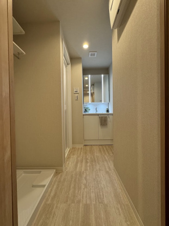 ダイアパレスウエストシティ四季の杜の玄関