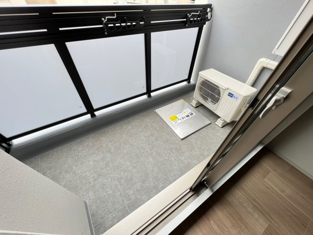 WORVE大阪本町のバルコニー