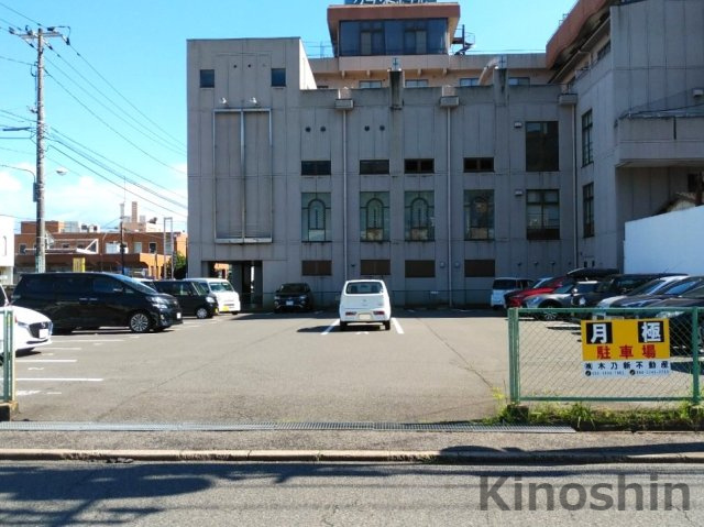 五番町駐車場の外観