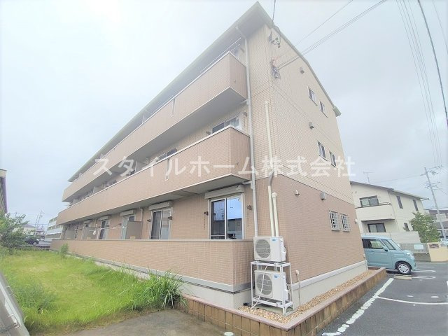 プール・トゥジュール