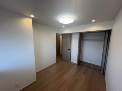 【洋室】ローレルコート桜井南 