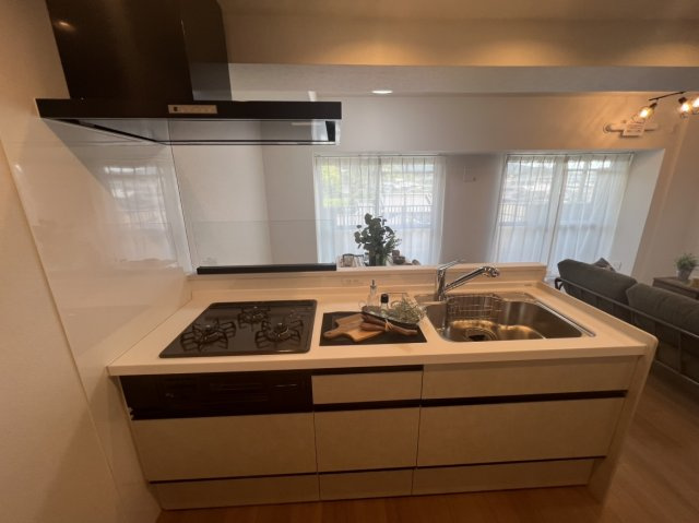 【キッチン】ローレルコート桜井南 