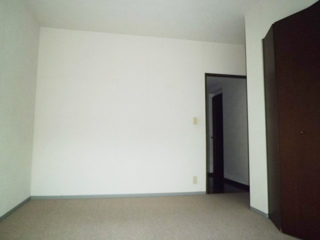 シュネルパークレジデンスの居間・リビング