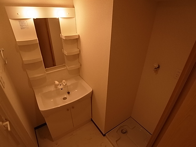 神戸市須磨区南落合１丁目の賃貸マンションの洗面所|シャンプードレッサー