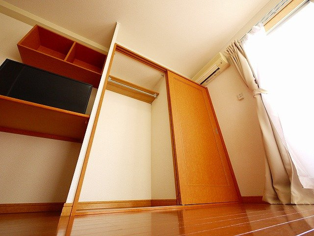 レオパレスソレーユの収納|収納豊富です