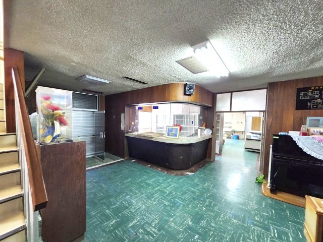 古波蔵ビルのロビー