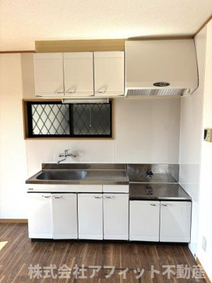 【キッチン】 | 神辺サンハイム | 吊戸棚付き　※写真はイメージです