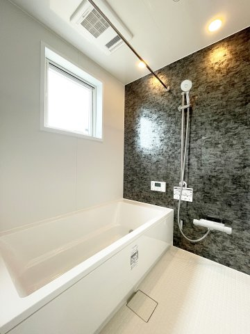 新築戸建・建売　郡山市安積町笹川の浴室