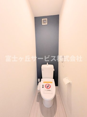 【トイレ】 | 浜松市中央区葵西1丁目 2期 新築一戸建て | １F2F同タイプのトイレがあります