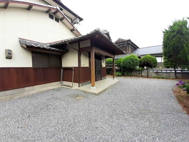 オレオハウスの駐車場