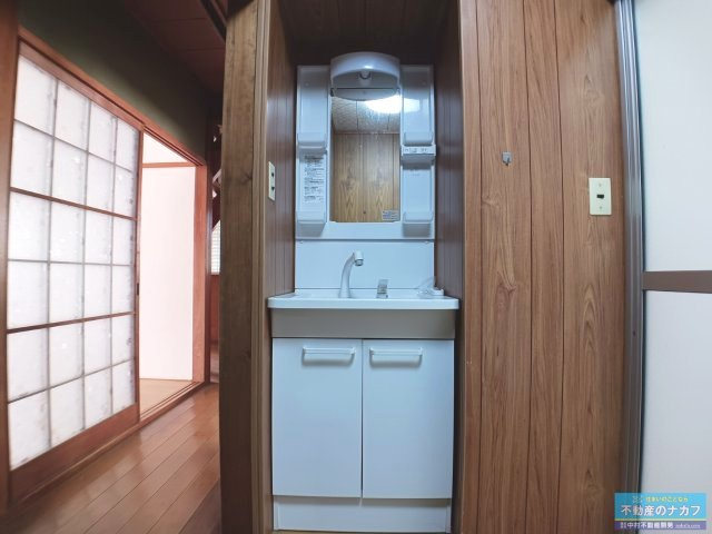 オレオハウスの独立洗面台