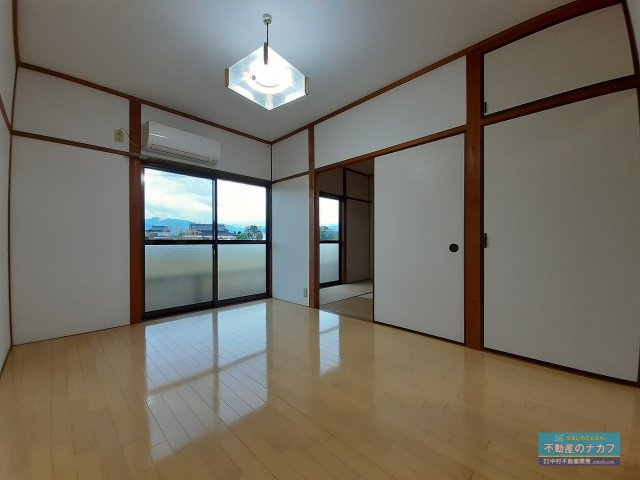 コーポ平岡の洋室|※地震前の写真です