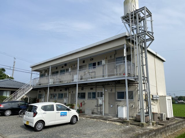 柏原アパートの外観