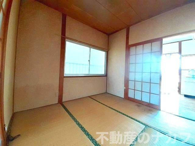 江河アパートの和室|※地震前の写真です