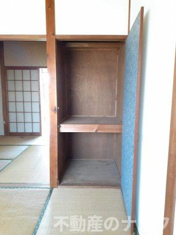 江河アパートの収納