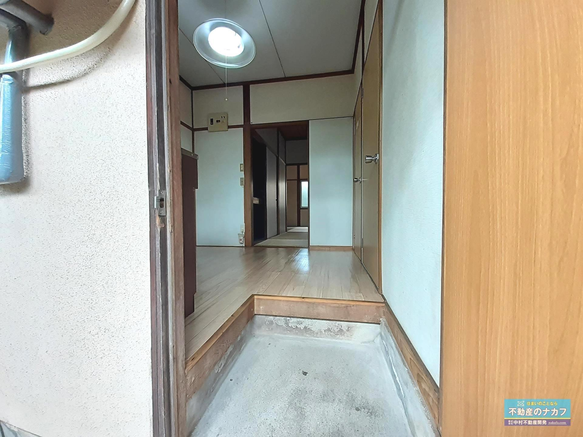 江河アパートの内装