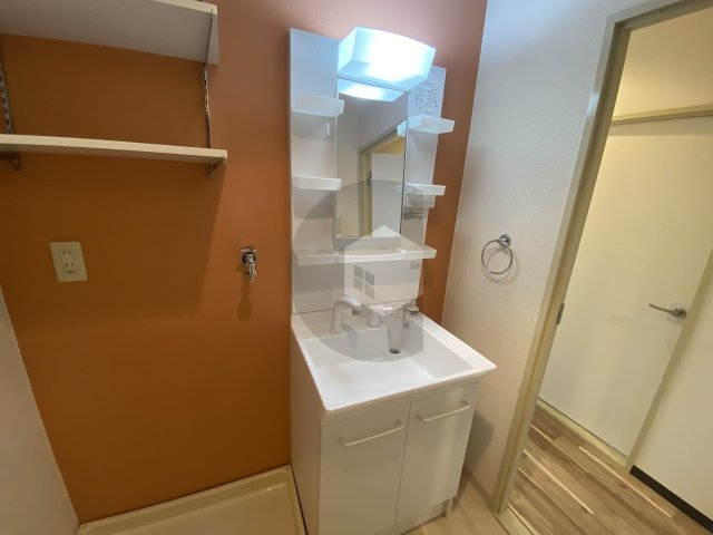 友井グレイスの独立洗面台