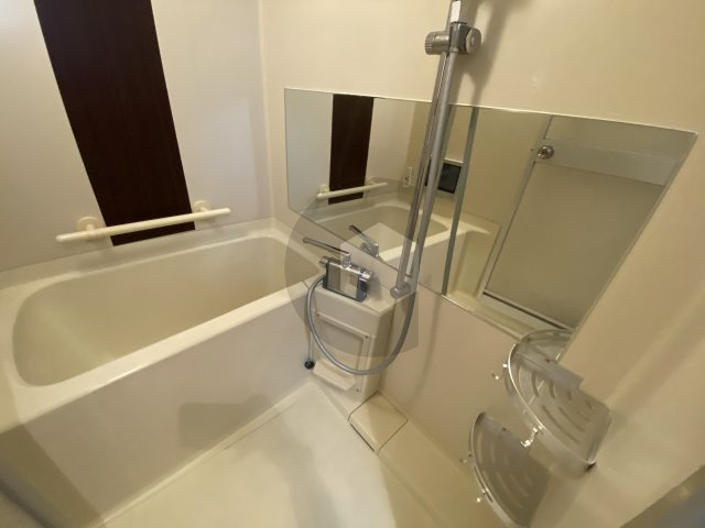 友井グレイスの浴室