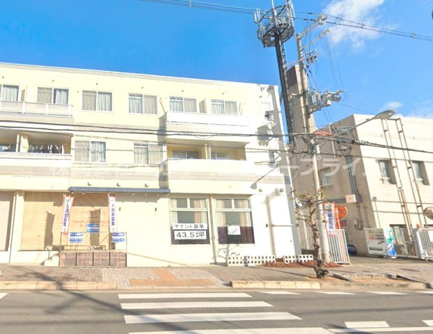 マンションくすのきの外観