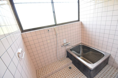 【浴室】 | 鹿屋市下祓川町　中古戸建(2棟)