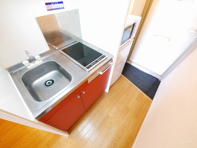 レオパレス秋桜のキッチン|お料理しやすいキッチンです