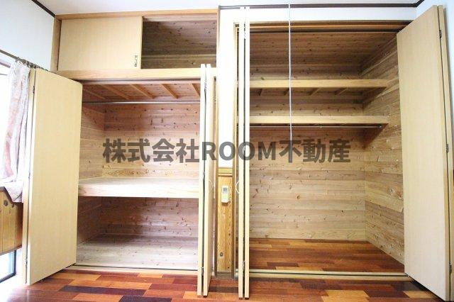 新馬場貸家の収納|こまごまとしたものを収納できそうですね