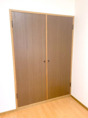 【子供部屋】 | イプシロンC棟　415 | 南西　洋室５．３帖
