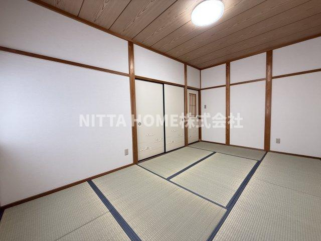 氷上町大崎貸家の和室|使い勝手の良い和室♪