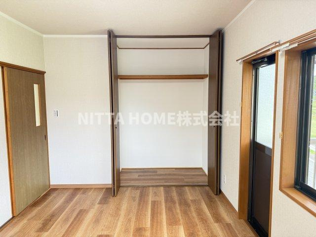 氷上町大崎貸家のその他|大きなクローゼットもありますよ◆