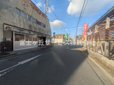 【前面道路含む現地写真】 | 浜松市中央区新津町 2期 新築一戸建て | 前面道路です